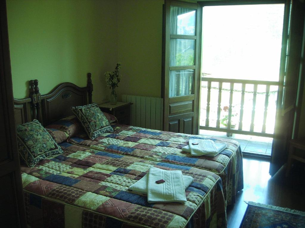 Casa Rural Josefina Aliezo Ruang foto