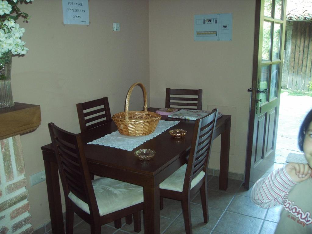 Casa Rural Josefina Aliezo Ruang foto